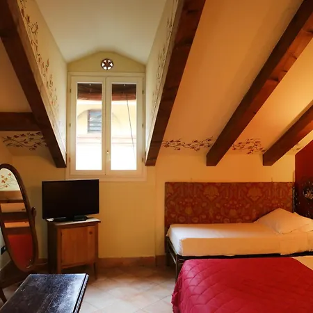 Delle Drapperie Bologna