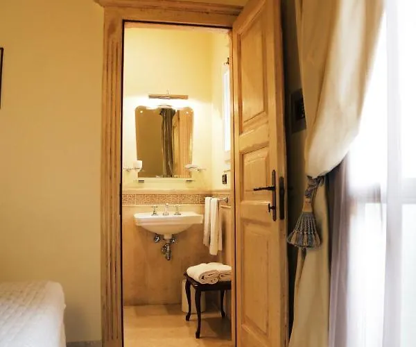 Hotel Delle Drapperie 3*