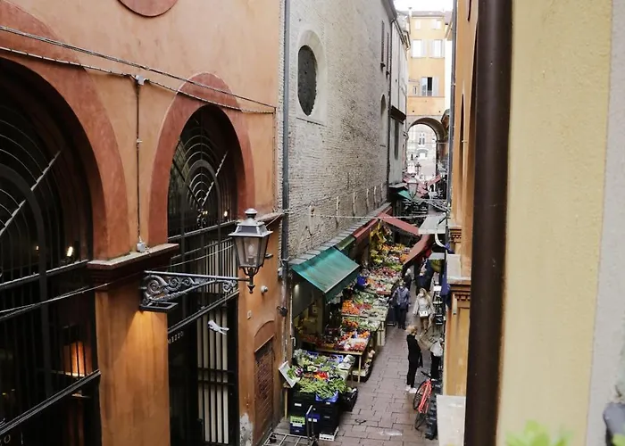 Delle Drapperie 3* Bologna