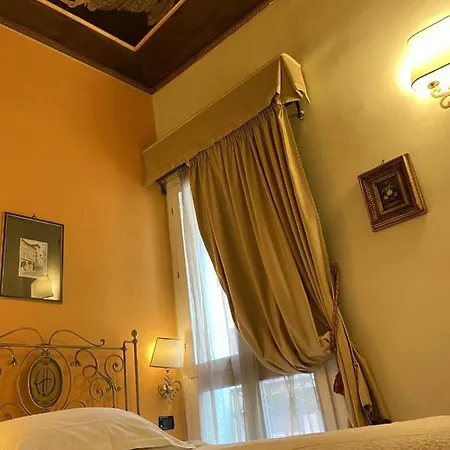Delle Drapperie