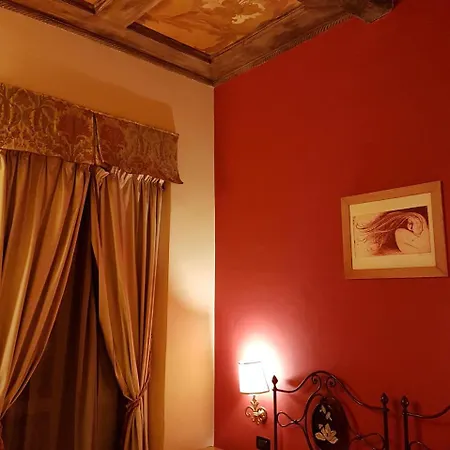 德拉佩里旅馆 酒店