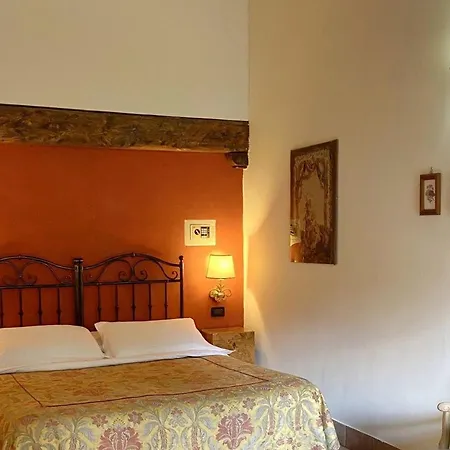 Delle Drapperie Hotel 3*