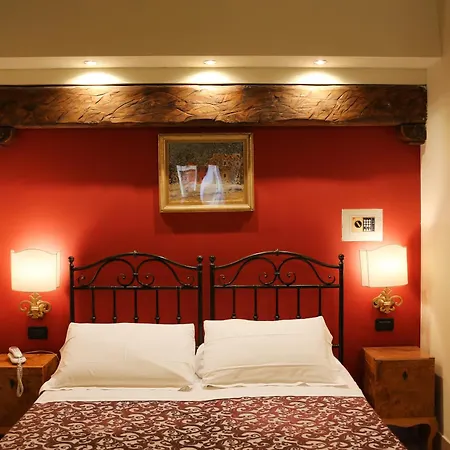 Delle Drapperie Hotel 3*