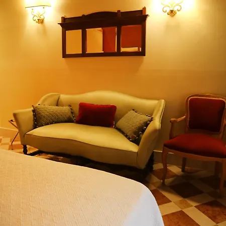 Delle Drapperie Hotel