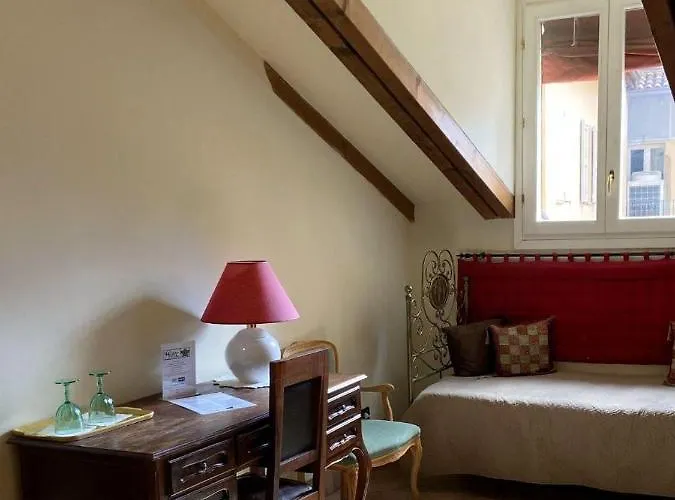 Delle Drapperie 볼로냐