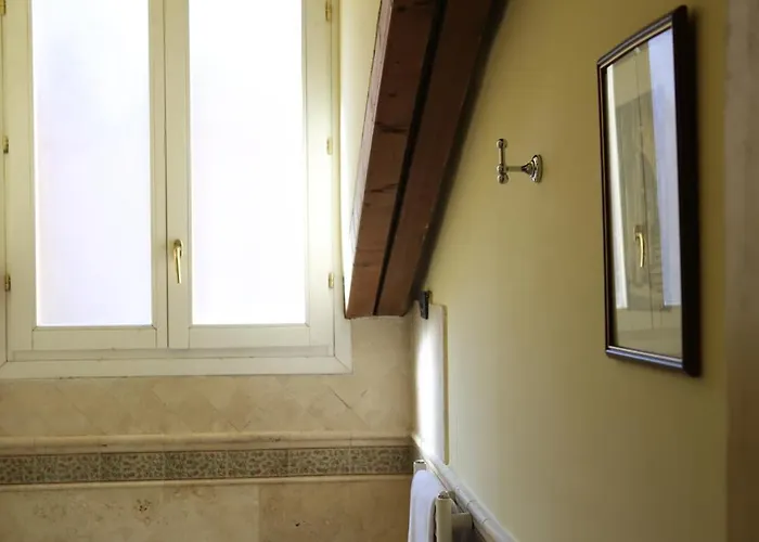 Delle Drapperie 볼로냐